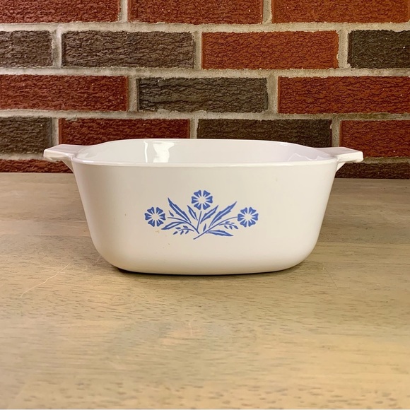 Corning Ware Blue Cornflower 1 1/2Quart Casserole Dish P-1‎ 1/2-B USA VTG - Picture 2 of 8